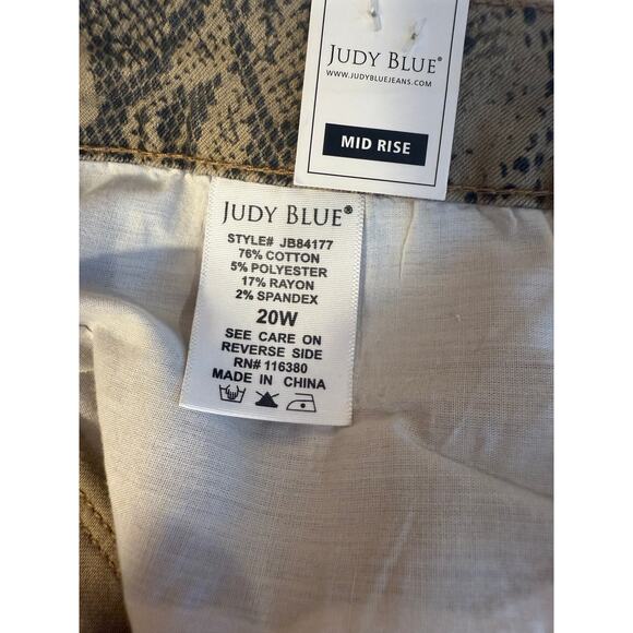 Judy Blue 20W NWT Snakeskin Skinny Jeans Mid Rise Stretchy Denim Plus Size - Picture 6 of 8